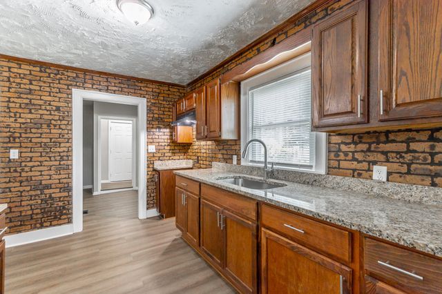 1123 Orangewood Avenue, Chattanooga, TN 37404