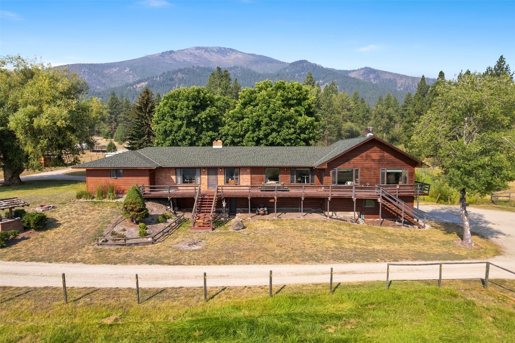 301 Night Hawk Lane, Hamilton, MT 59840 photo 2