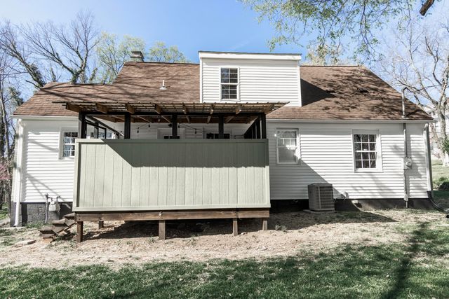 102 First Street, Carlisle, KY 40311