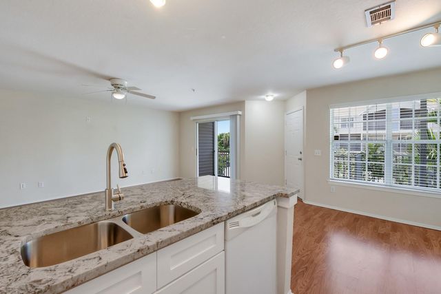 850 S TAMIAMI TRAIL 325, Sarasota, FL 34236