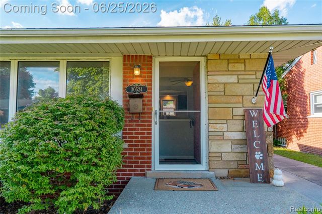 30524 Rush Street, Garden City, MI 48135