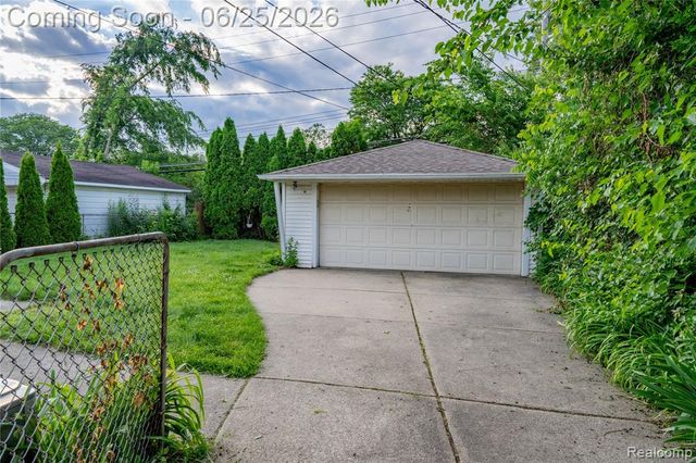 30524 Rush Street, Garden City, MI 48135
