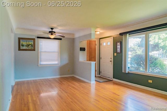 30524 Rush Street, Garden City, MI 48135