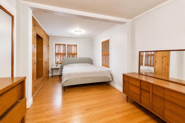 5141 N Octavia Avenue, Harwood Heights, IL 60706