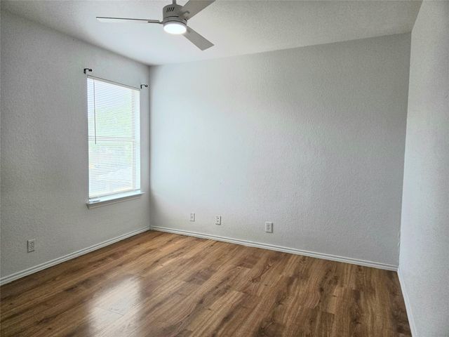 161 Beech DR, Kyle, TX 78640