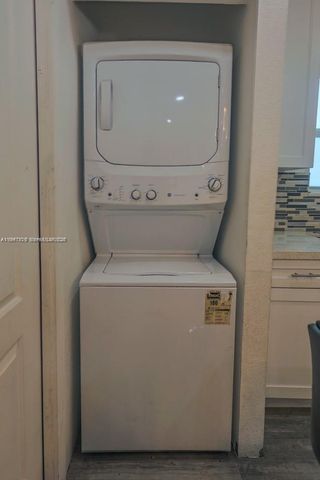 3495 W 2nd Ave, Hialeah, FL 33012