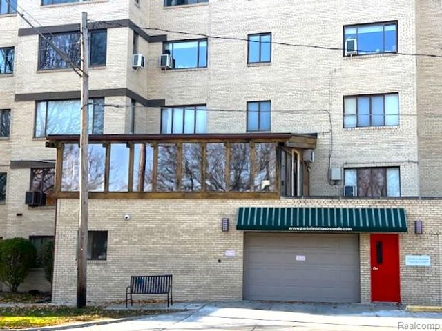 915 E Court Street 104, Flint, MI 48503