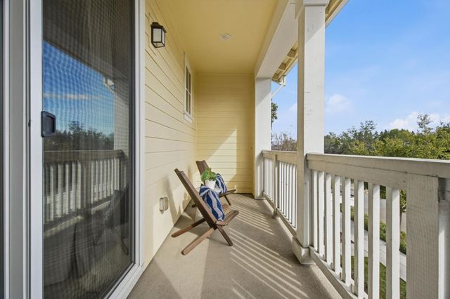 394 Circuit Way, Mountain View, CA 94043