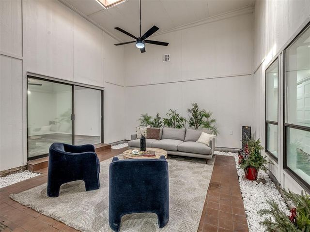 8400 NW 111th Street, Oklahoma City, OK 73162