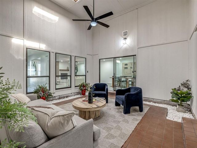 8400 NW 111th Street, Oklahoma City, OK 73162