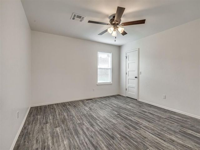 8400 NW 111th Street, Oklahoma City, OK 73162