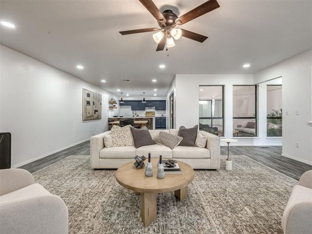 8400 NW 111th Street, Oklahoma City, OK 73162