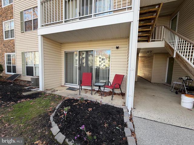 65 MULBERRY CT, Hamilton, NJ 08619