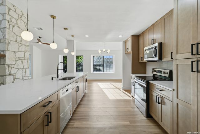 16923 Hidden Timber Wood, San Antonio, TX 78248