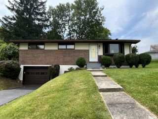 44 N West Street, Thornville, OH 43076