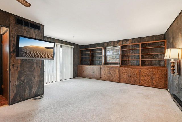 2863 N 90th STREET, Milwaukee, WI 53222