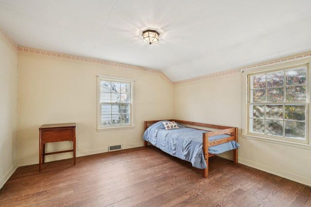 2863 N 90th STREET, Milwaukee, WI 53222