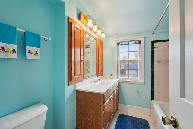 2863 N 90th STREET, Milwaukee, WI 53222