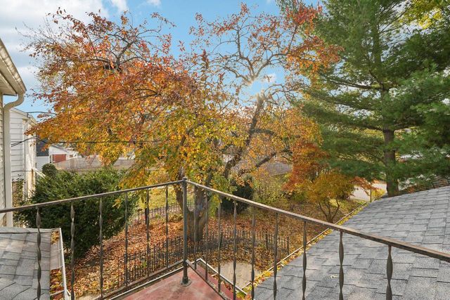 2863 N 90th STREET, Milwaukee, WI 53222