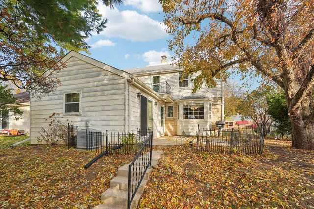 2863 N 90th STREET, Milwaukee, WI 53222