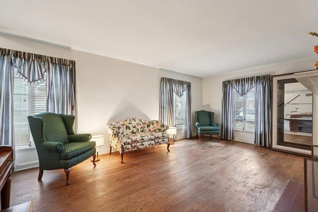 2863 N 90th STREET, Milwaukee, WI 53222