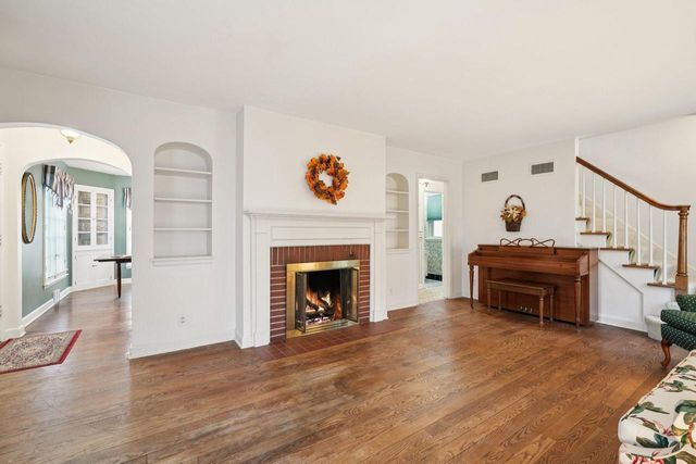 2863 N 90th STREET, Milwaukee, WI 53222