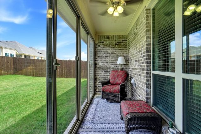920 Cedar River Drive, Godley, TX 76044