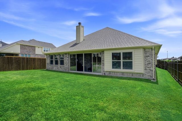 920 Cedar River Drive, Godley, TX 76044