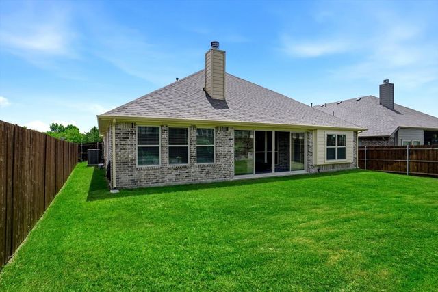 920 Cedar River Drive, Godley, TX 76044
