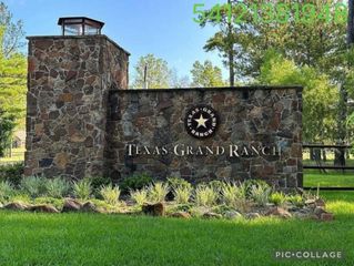 236 Hill Rd, Huntsville, TX 77358