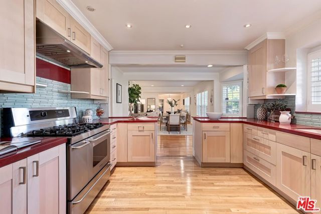 1609 Comstock Avenue, Los Angeles, CA 90024