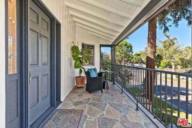 1609 Comstock Avenue, Los Angeles, CA 90024