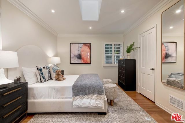 1609 Comstock Avenue, Los Angeles, CA 90024