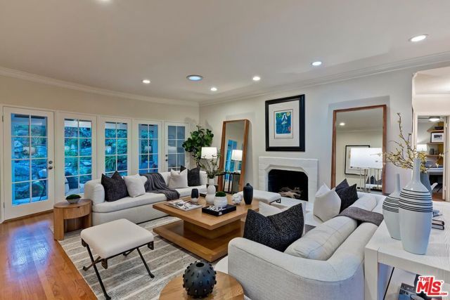 1609 Comstock Avenue, Los Angeles, CA 90024