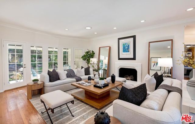 1609 Comstock Avenue, Los Angeles, CA 90024