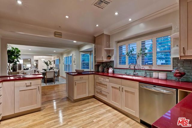 1609 Comstock Avenue, Los Angeles, CA 90024