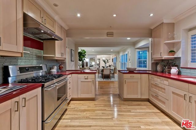 1609 Comstock Avenue, Los Angeles, CA 90024