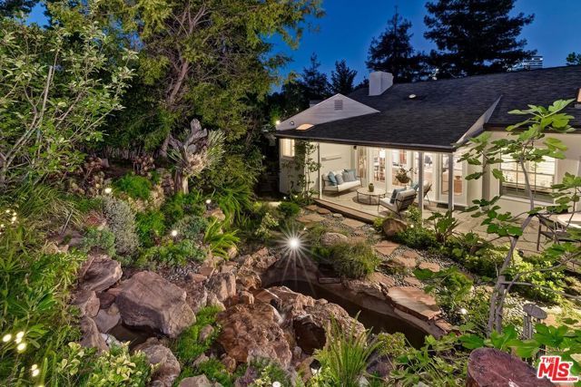 1609 Comstock Avenue, Los Angeles, CA 90024
