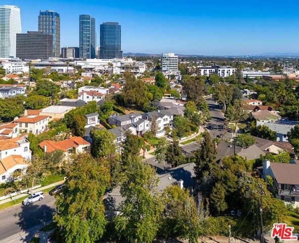 1609 Comstock Avenue, Los Angeles, CA 90024