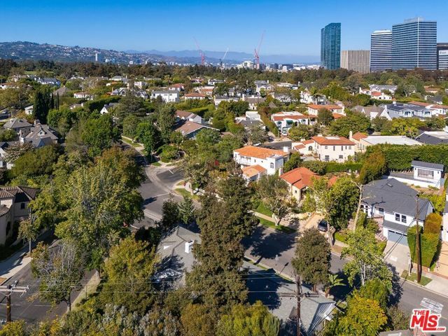 1609 Comstock Avenue, Los Angeles, CA 90024