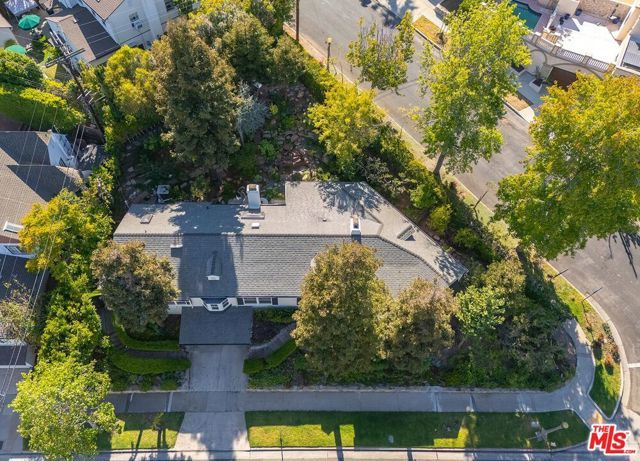 1609 Comstock Avenue, Los Angeles, CA 90024