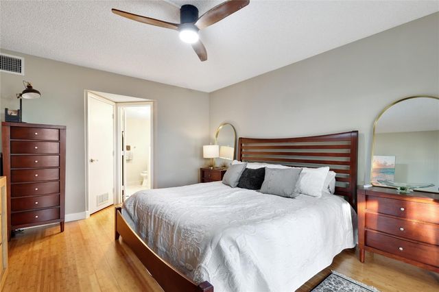 3050 NE 47th Court 205, Fort Lauderdale, FL 33308