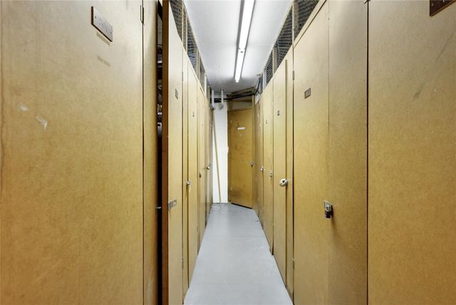 3050 NE 47th Court 205, Fort Lauderdale, FL 33308