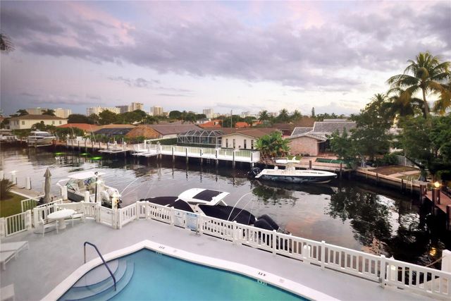 3050 NE 47th Court 205, Fort Lauderdale, FL 33308