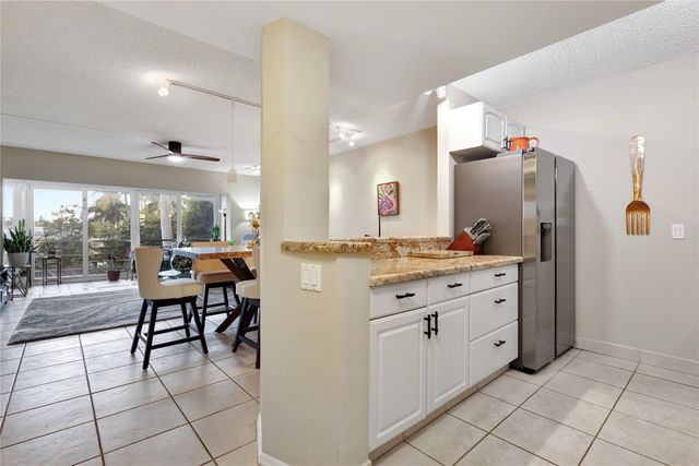 3050 NE 47th Court 205, Fort Lauderdale, FL 33308