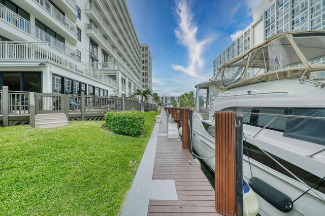 3100 NE 48th Street 412, Fort Lauderdale, FL 33308