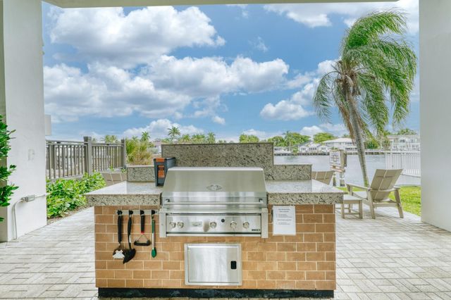 3100 NE 48th Street 412, Fort Lauderdale, FL 33308