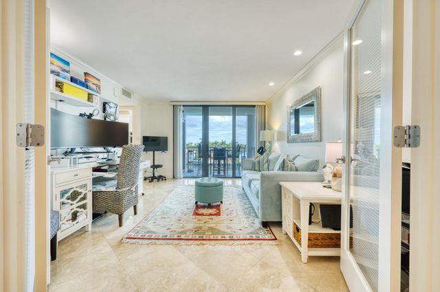 3100 NE 48th Street 412, Fort Lauderdale, FL 33308