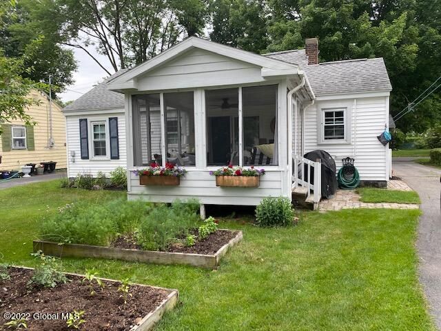 21 Catherine Street, Hudson Falls, NY 12839