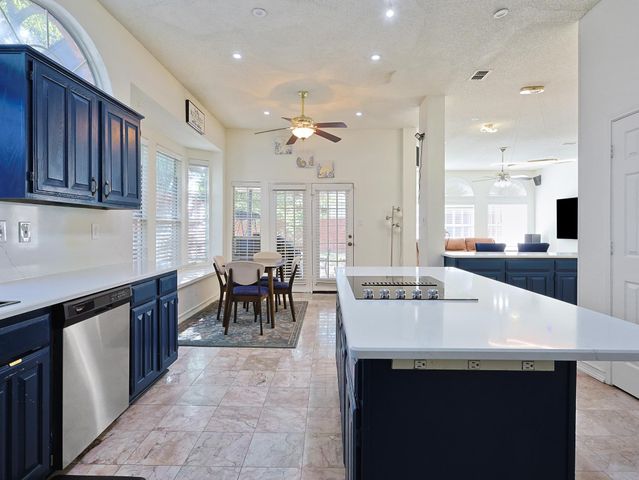 501 Halifax Lane, Coppell, TX 75019